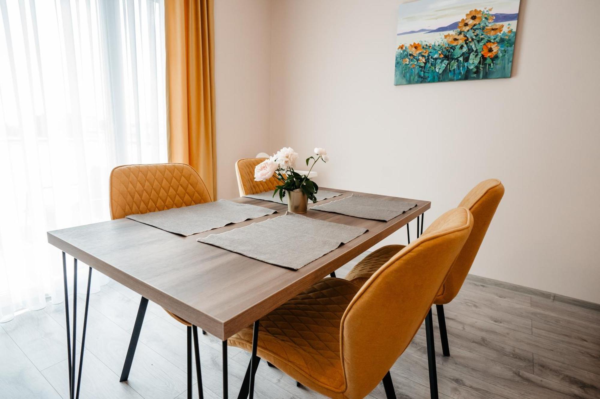 Sunrise View Apartment Oradea Exterior foto